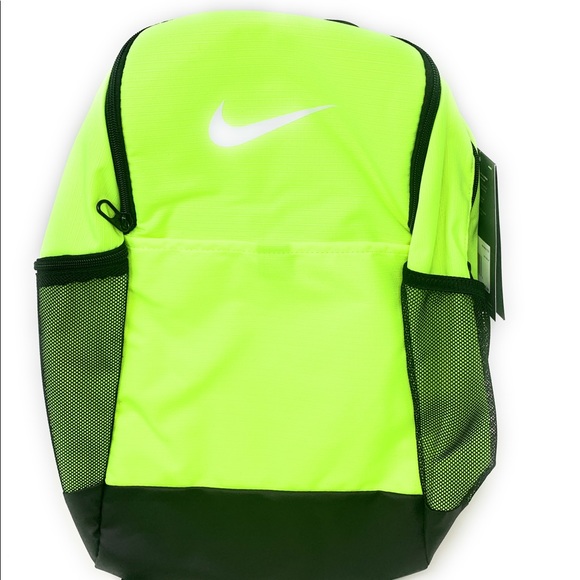 nike brasilia medium backpack